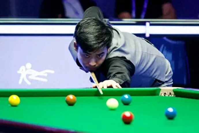 场上的动作 场上的动作